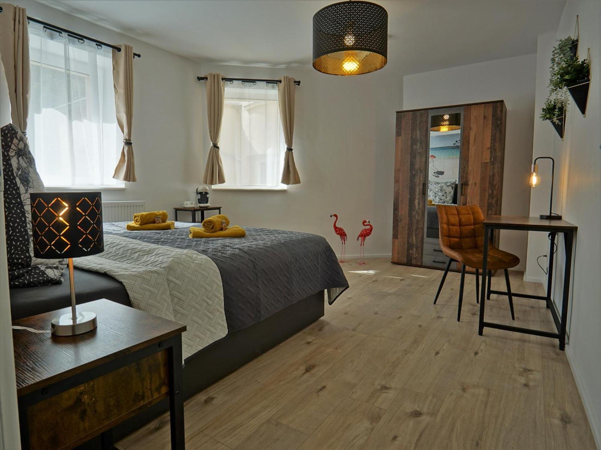 Апартаменты "Hogulu" Brandenburg, Balkon, Neustadt, Kueche, Wassernaehe - Parkplatz Inklusive Бранденбург Номер фото